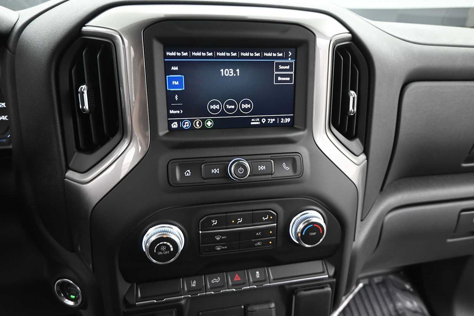 Used 2026 GMC Sierra 2500 Pro w/ Convenience Package AWD/4WD image 19