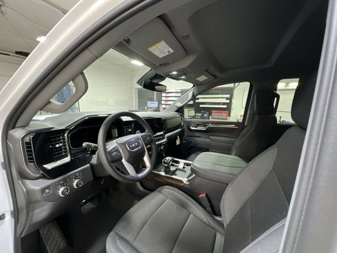 New 2026 GMC Sierra 1500 Elevation w/ Preferred Package image 10