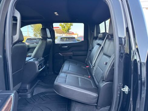 Used 2021 Chevrolet Silverado 1500 High Country w/ Technology Package AWD/4WD image 27