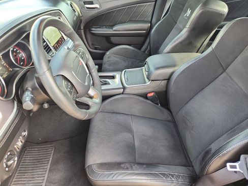 Used 2019 Dodge Charger Scat Pack w/ Plus Group RWD image 20