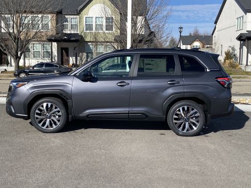 New 2026 Subaru Forester Touring AWD/4WD image 3