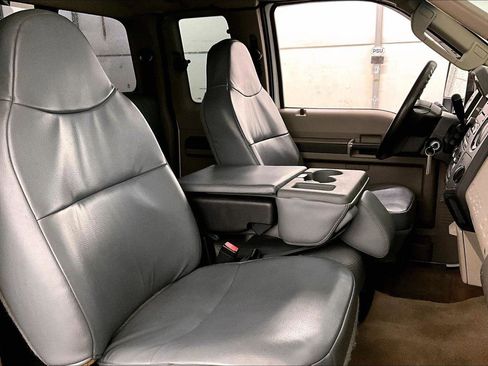 Used 2009 Ford F350 XL image 7