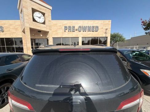 Used 2021 Honda Pilot Special Edition image 2