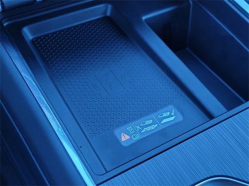 New 2026 GMC Acadia Elevation image 18