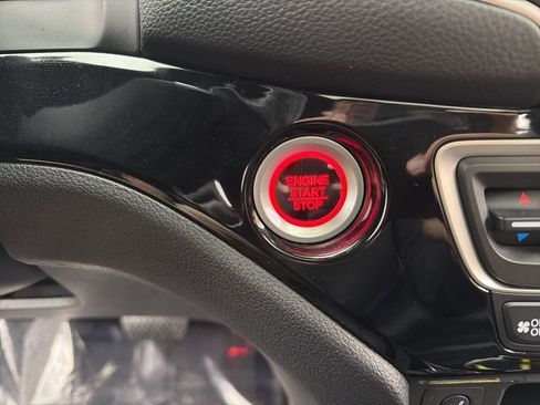 Used 2025 Honda Passport Black Edition image 19