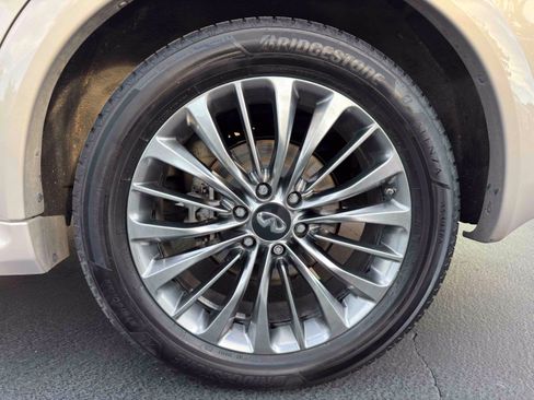 Used 2019 INFINITI QX80 Luxe w/ 22" Wheel Package AWD/4WD image 23