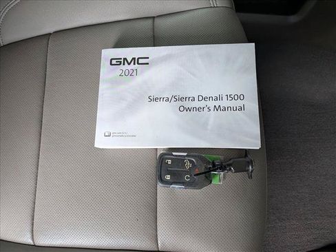 Used 2021 GMC Sierra 1500 SLT w/ SLT Premium Package AWD/4WD image 22