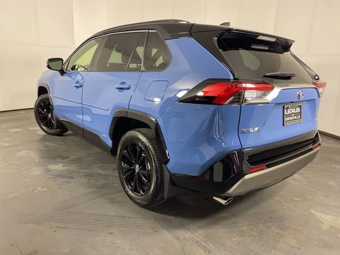 Used 2023 Toyota RAV4 XSE AWD/4WD image 10