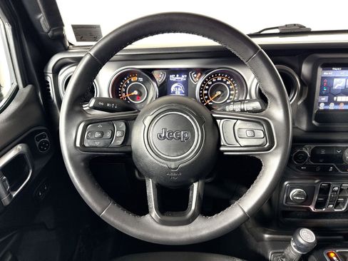 Used 2023 Jeep Wrangler Unlimited Sport AWD/4WD image 16