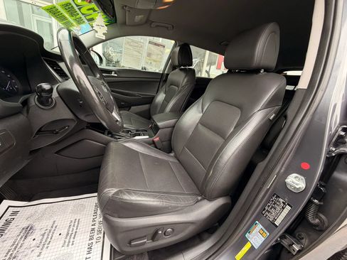 Used 2018 Hyundai Tucson SEL Plus AWD/4WD image 9