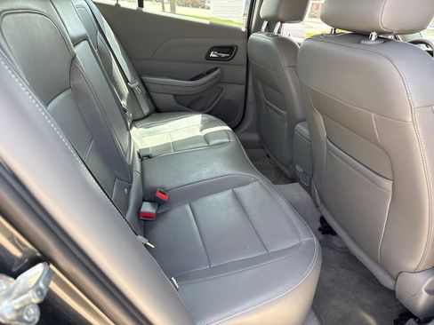 Used 2014 Chevrolet Malibu LT FWD image 16