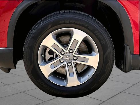 Used 2025 Honda Pilot EX-L image 10