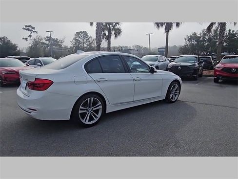 Used 2017 BMW 330i Sedan image 28
