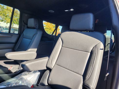 New 2026 Chevrolet Suburban LT w/ Comfort Package image 13