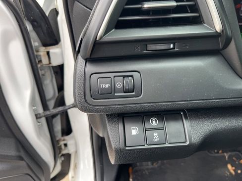 Used 2020 Honda Insight Touring image 13