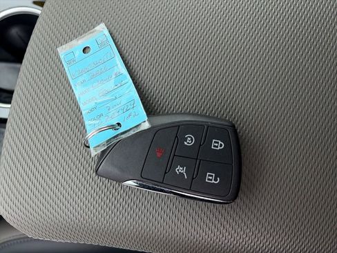 Used 2026 Chevrolet Equinox LT w/ Convenience Package II AWD/4WD image 39