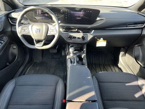 Used 2025 Buick Envista Preferred w/ Convenience I Package image 15