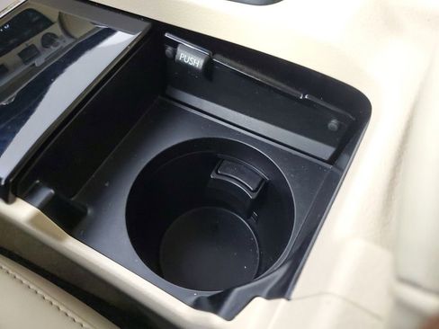 Used 2015 Lexus ES 350 w/ Premium Package FWD image 26