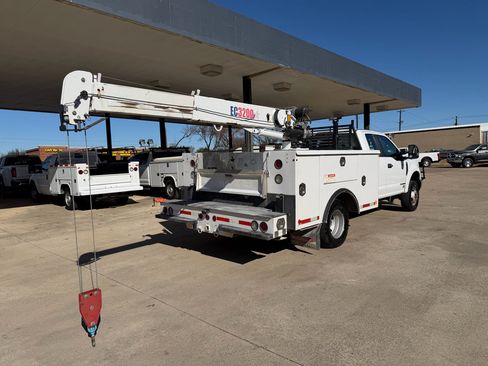 Used 2018 Ford F350 XL w/ Power Equipment Group image 33