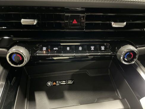 New 2026 Chevrolet Tahoe Premier w/ Sun And Tow Package AWD/4WD image 19