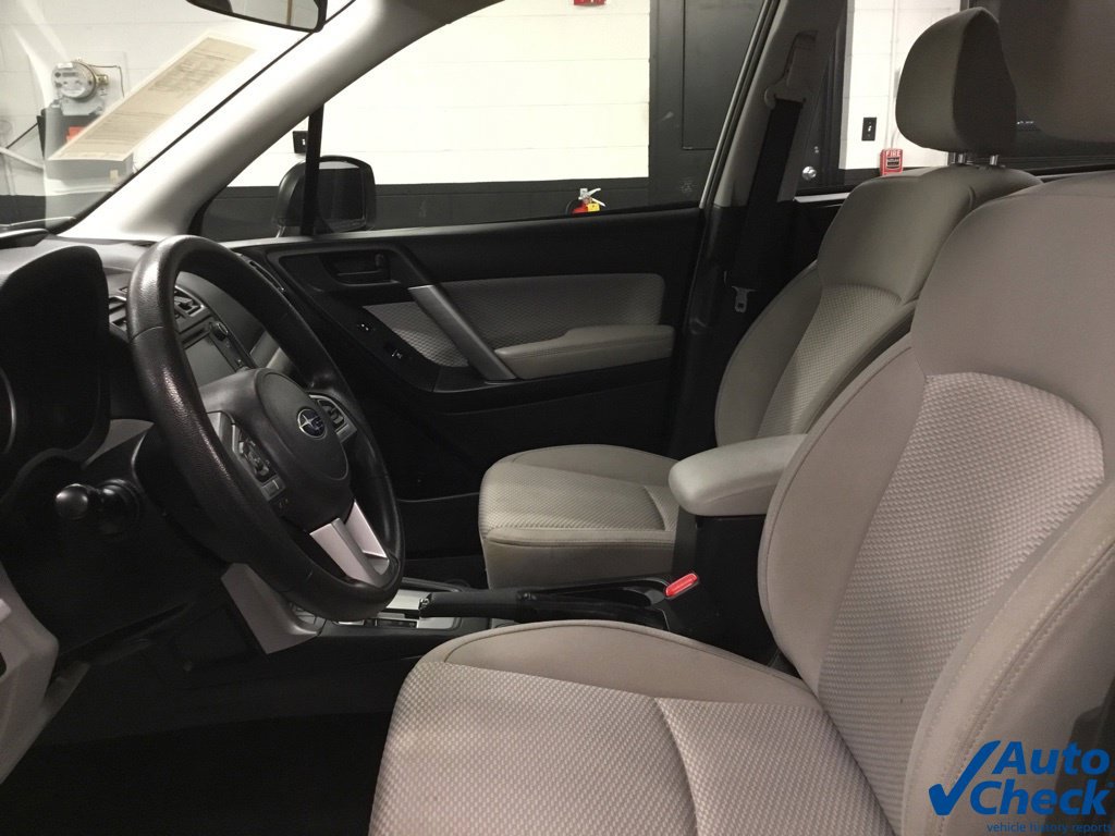 Used 2017 Subaru Forester 2.5i w/ Alloy Wheel Package AWD/4WD image 21