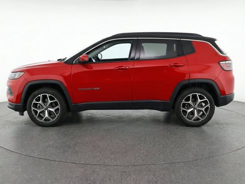 Used 2025 Jeep Compass Limited AWD/4WD image 5