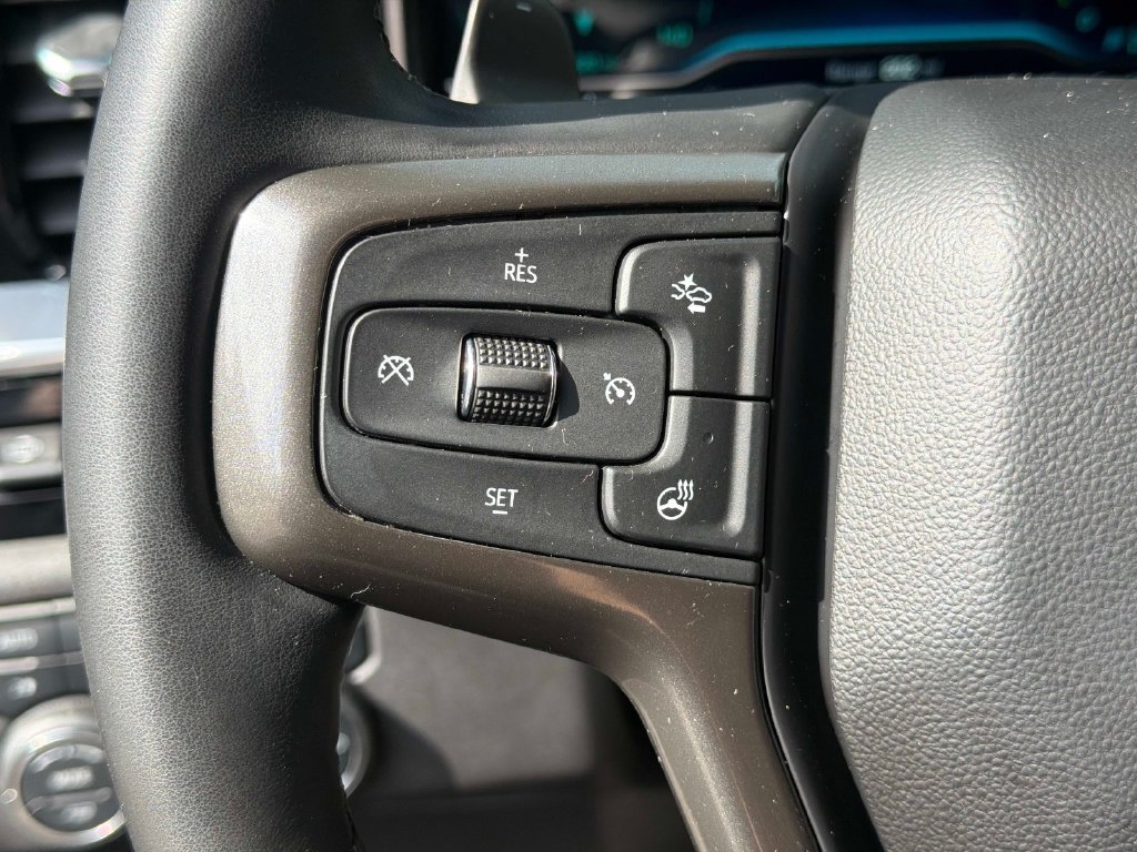 Used 2025 Chevrolet Silverado 1500 High Country w/ High Country Premium Package AWD/4WD image 30