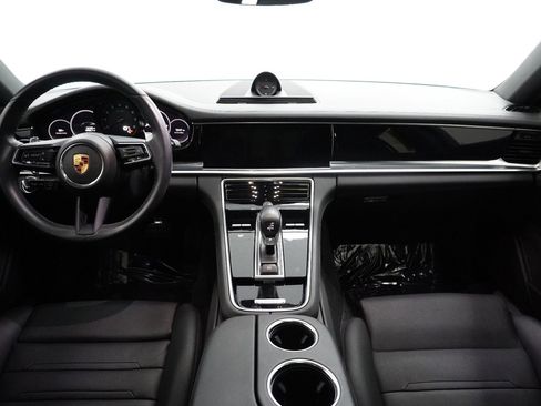 Certified 2023 Porsche Panamera image 19