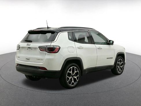 Used 2025 Jeep Compass Limited AWD/4WD image 11