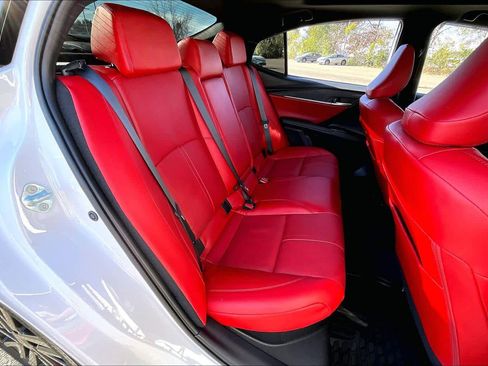 Used 2025 Toyota Camry XSE w/ Premium Plus Package image 19