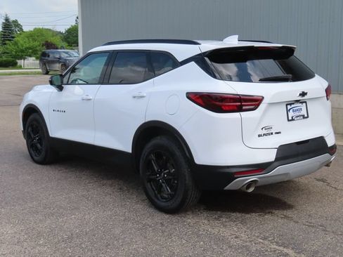 Used 2025 Chevrolet Blazer LT w/ Midnight/Sport Edition AWD/4WD image 8
