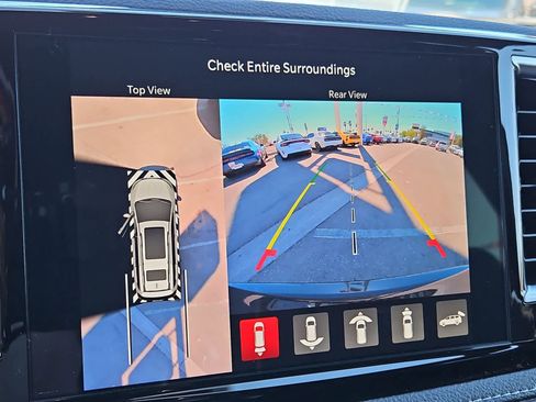 New 2026 Chrysler Pacifica Limited AWD/4WD image 29