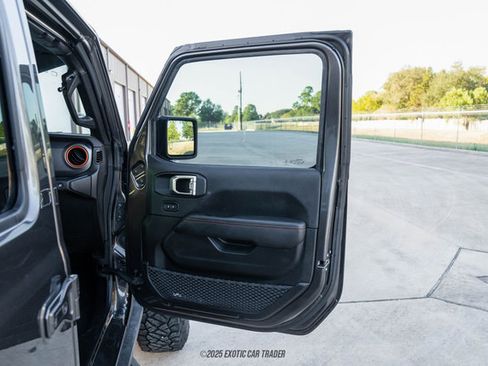 Used 2023 Jeep Gladiator Mojave w/ Trailer Tow Package image 53