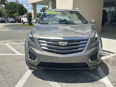 Used 2019 Cadillac XT5 FWD image 4