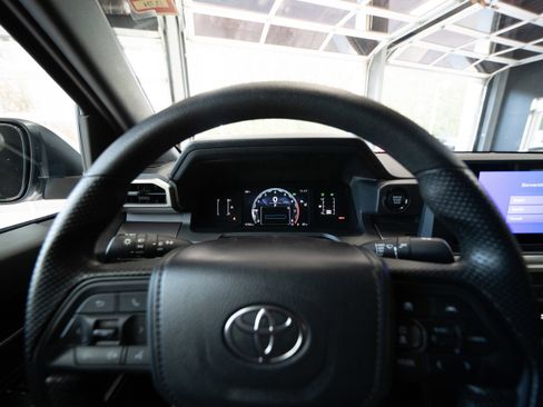 Used 2024 Toyota Tacoma SR5 image 15