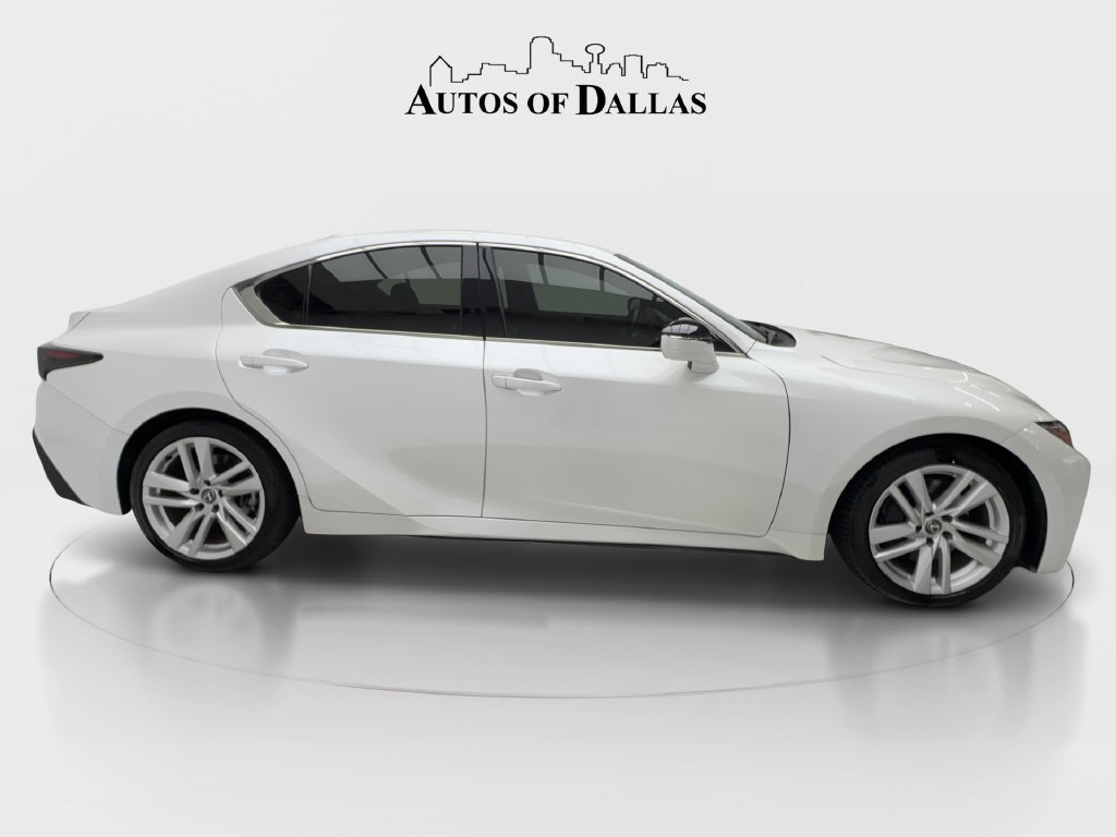 Used 2023 Lexus IS 300 w/ Comfort Package RWD image 7