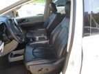 Used 2023 Chrysler Pacifica Touring-L FWD image 3