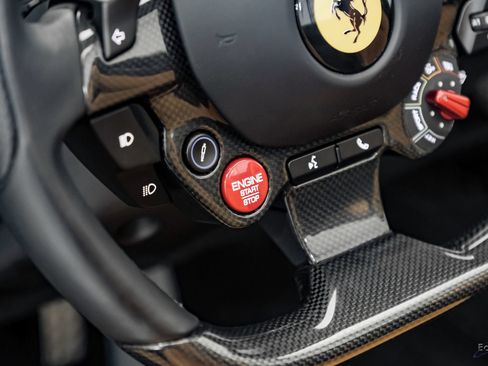 Used 2022 Ferrari 812 GTS RWD image 60
