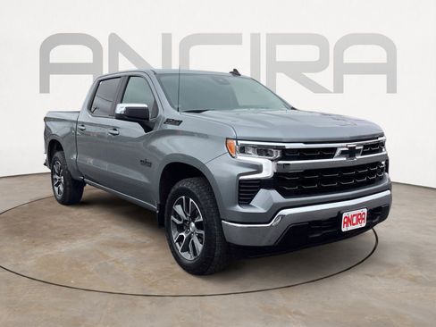 Used 2023 Chevrolet Silverado 1500 LT w/ Z71 Off-Road Package AWD/4WD image 7