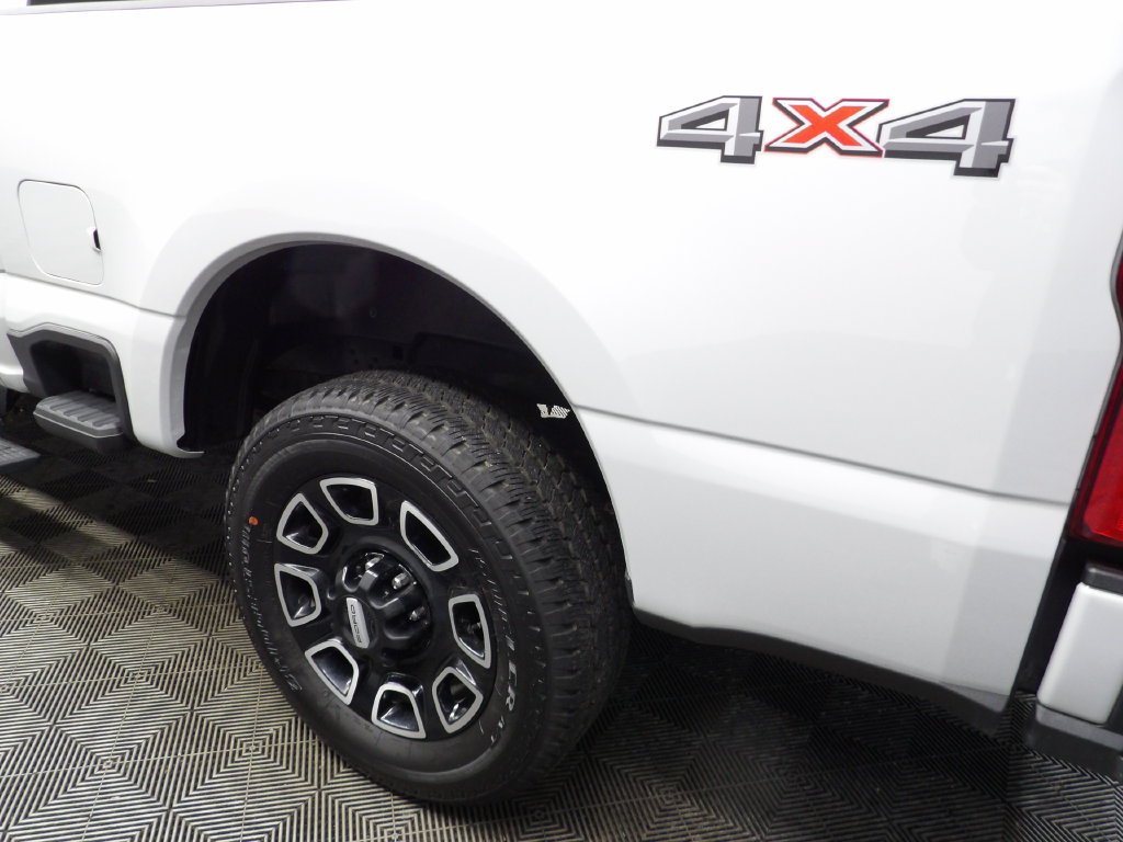 Used 2026 Ford F250 Platinum AWD/4WD image 42