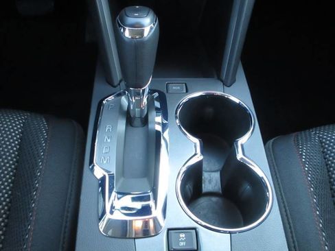 Used 2017 GMC Terrain SLE w/ Nightfall Package image 17