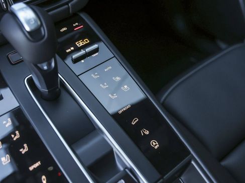 New 2026 Porsche Macan S AWD/4WD image 28