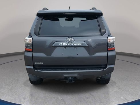 Used 2020 Toyota 4Runner SR5 Premium w/ Moonroof Package image 6