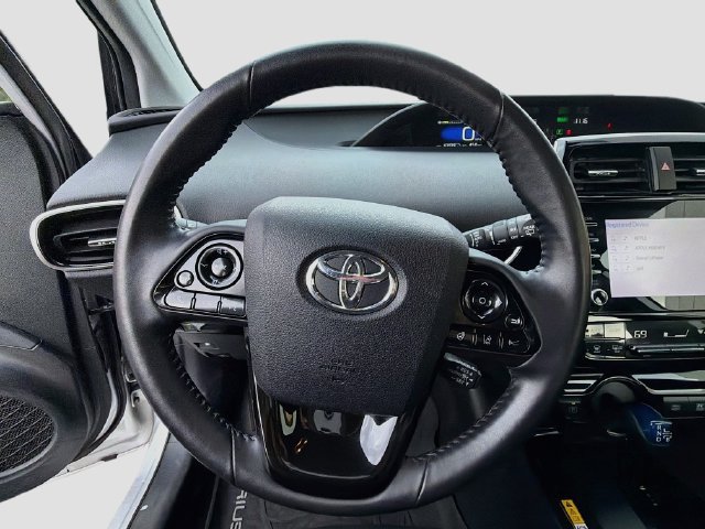 Used 2020 Toyota Prius XLE w/ Advanced Technology Package AWD/4WD image 11