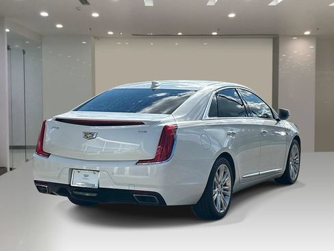Used 2019 Cadillac XTS Luxury FWD image 4
