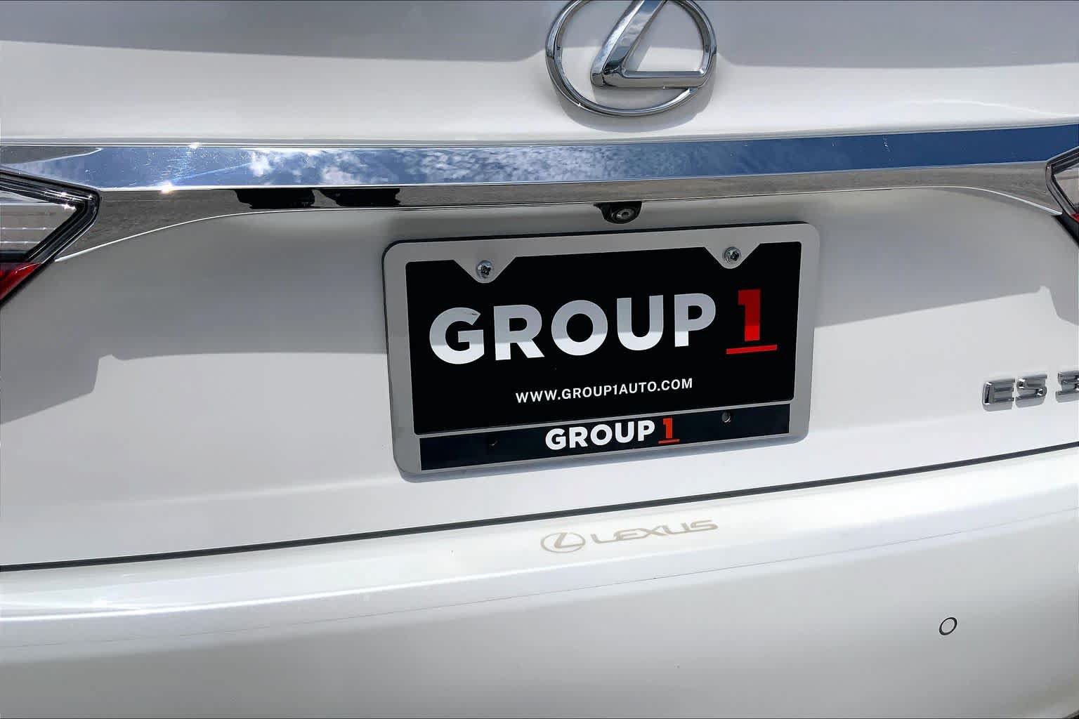 Used 2017 Lexus ES 350 w/ Luxury Package FWD image 10