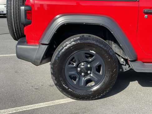 Certified 2024 Jeep Wrangler Sport AWD/4WD image 7
