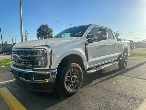 Certified 2024 Ford F250 Lariat w/ FX4 Off-Road Package AWD/4WD image 11