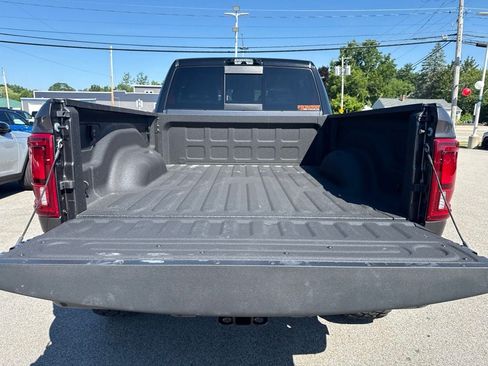 New 2026 RAM 2500 Laramie w/ Night Edition AWD/4WD image 25