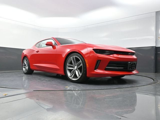 Used 2018 Chevrolet Camaro LT w/ RS Package RWD image 27